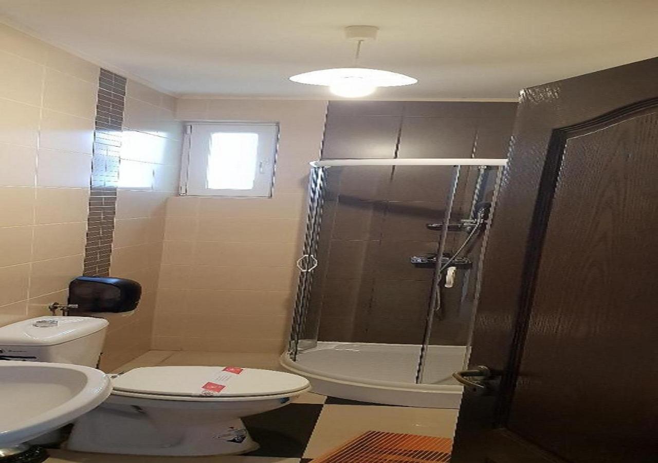 Pensiunea Caraiman Servicii De Cazare Codlea Zewnętrze zdjęcie